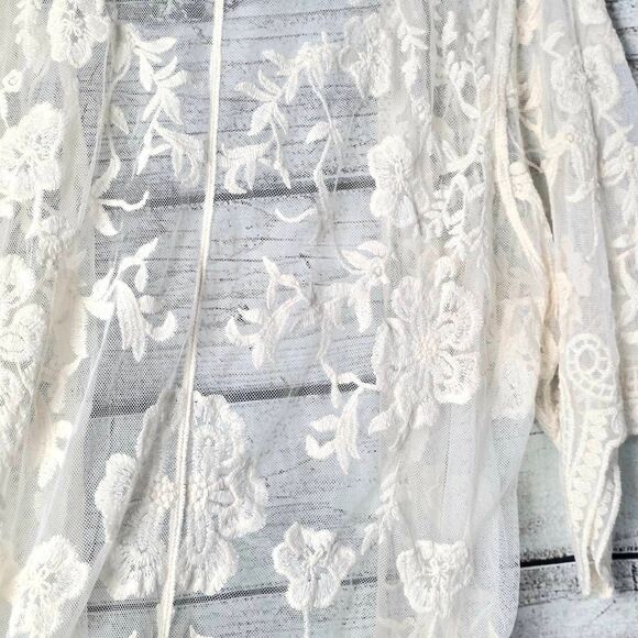 Time and Tru Cream Sheer Embroidered Kimono L/XL - Picture 3 of 8